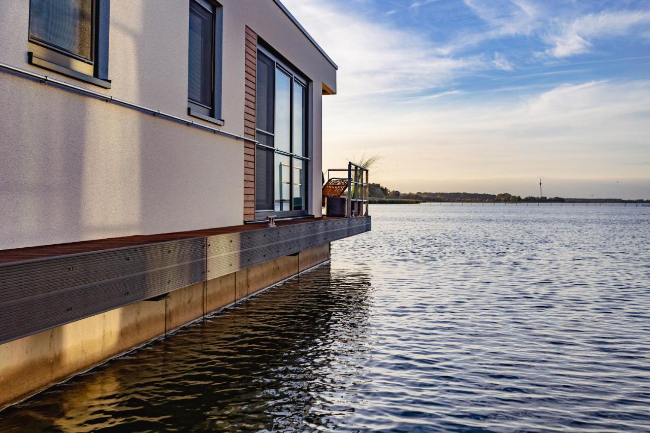 Hausboot Kuestennebel Ribnitz-Damgarten Exterior photo